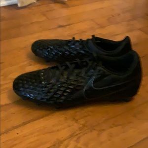 Size 11 mens soccer cleats